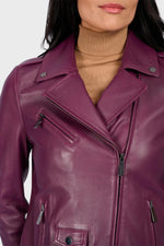 Sleek plum-colored leather biker jacket - Image n°3