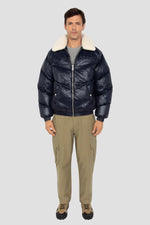 Oversized shiny textile down jacket with faux fur collar - Image n°6
