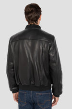 Casual black cowhide leather bomber jacket - Image n°4