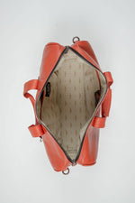 Orange leather travel bag with aviation theme - Image n°4