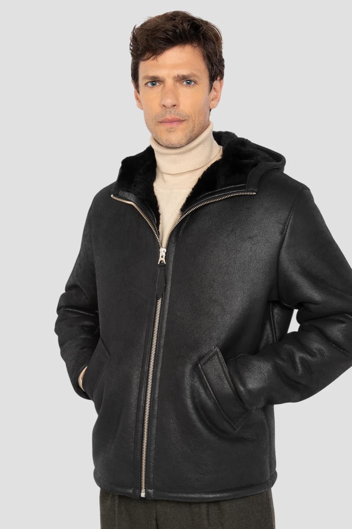 Warm reversed sheepskin bomber by Schott in matte black with a hood. - Image n°3