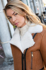 Women's chic whisky-colored bomber jacket - Image n°4