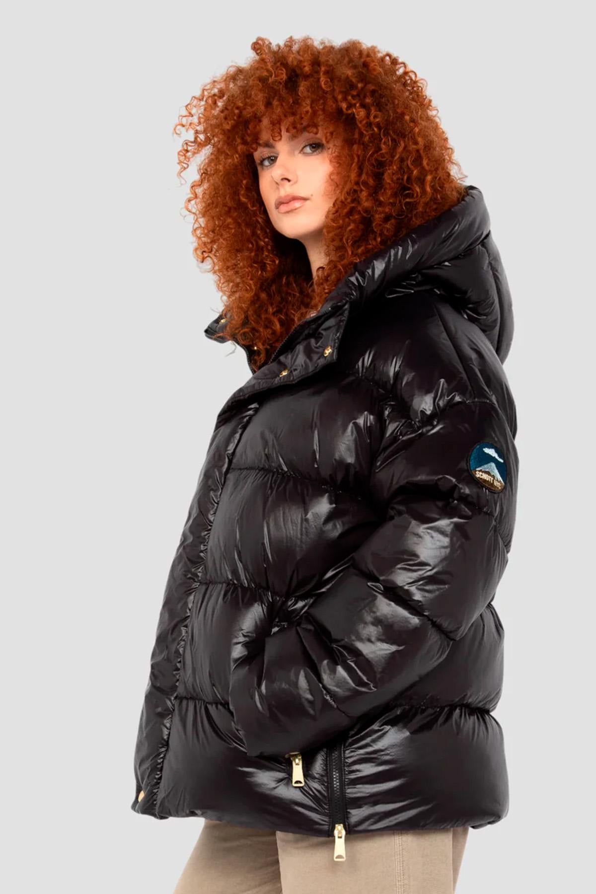 Black oversized hooded down jacket with sleeve patch - Image n°2