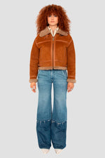 Schott's cinnamon shearling bomber. Cropped, cosy, and stylish. - Image n°7