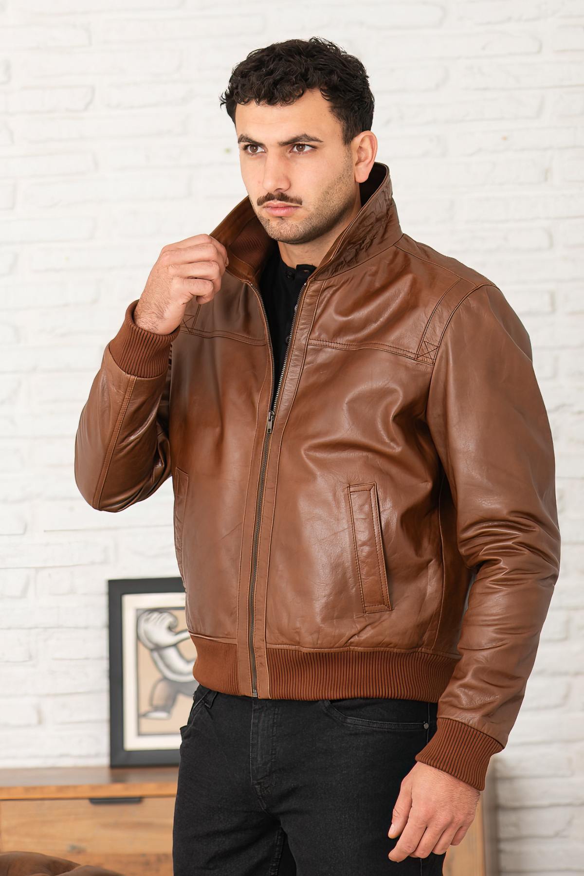 Biker jacket in oxblood buffalo leather, shirt collar, regular fit. - Image n°7