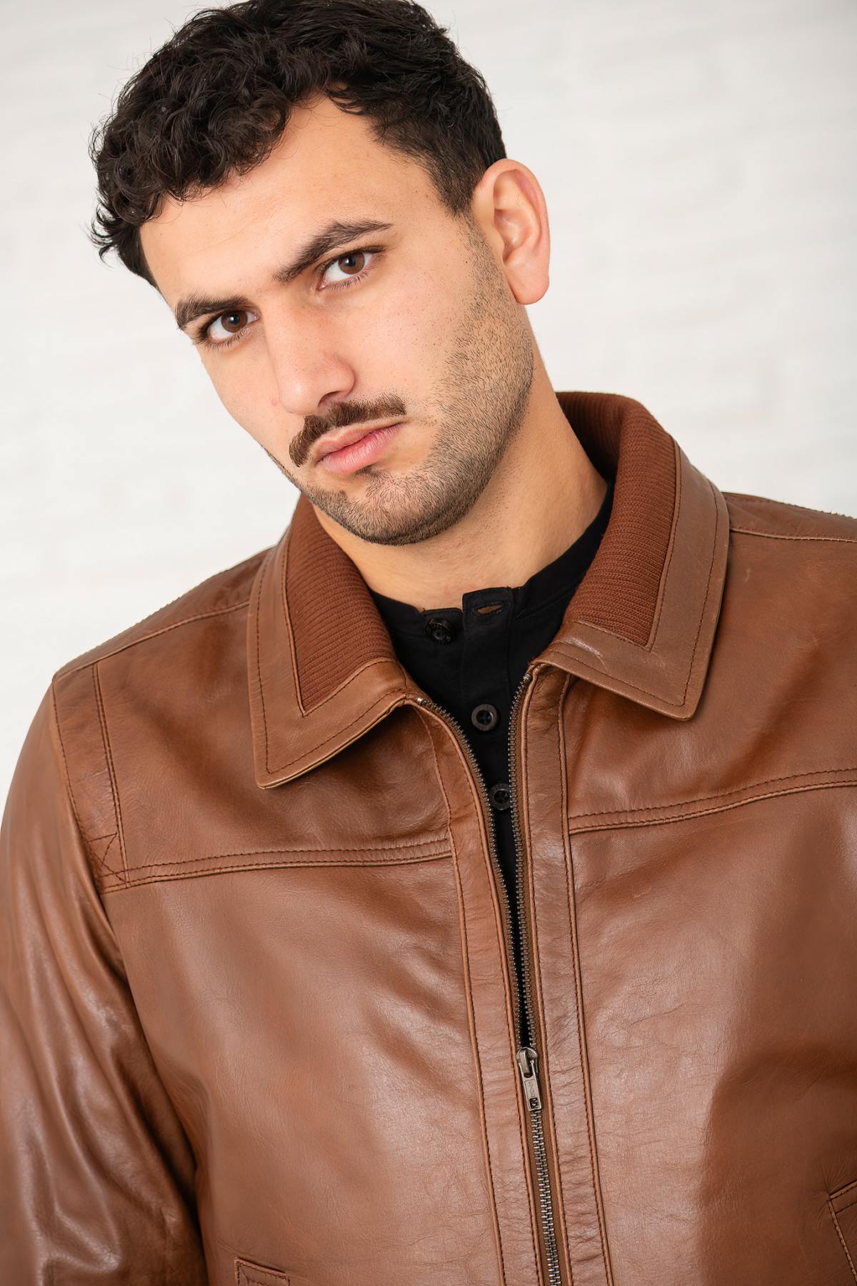 Brown buffalo leather jacket with stand-up collar - Image n°5