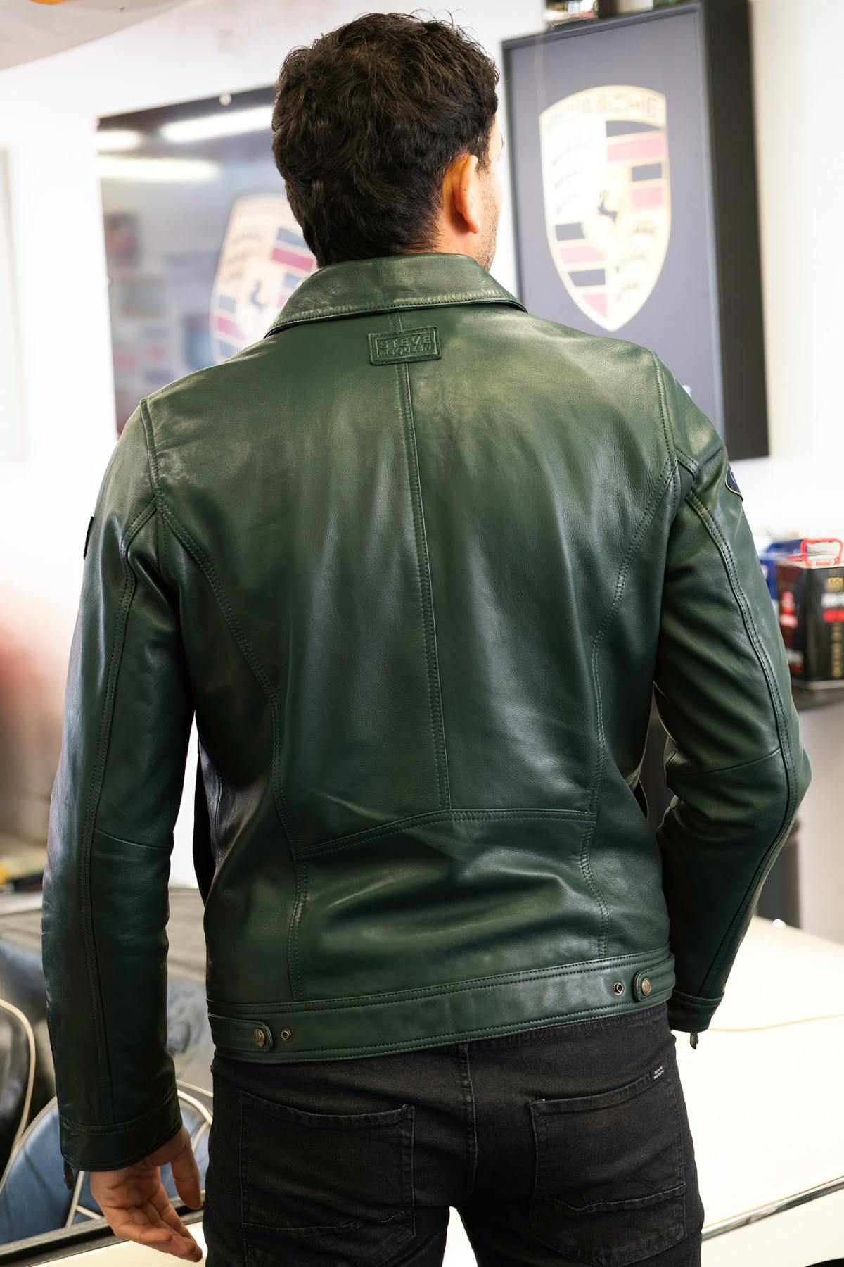 Soft lambsheep leather jacket, inspired by Steve McQueen's legacy. - Image n°4