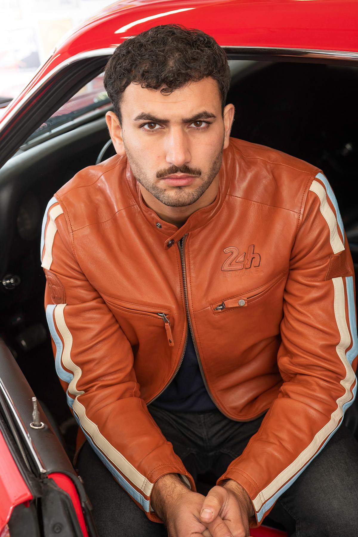 Rust orange leather jacket 24h le mans - Image n°2