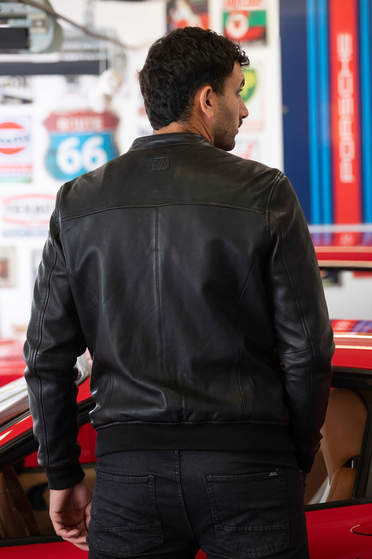 Richard Black: black lambskin jacket, regular fit, biker collar. Soft. - Image n°4