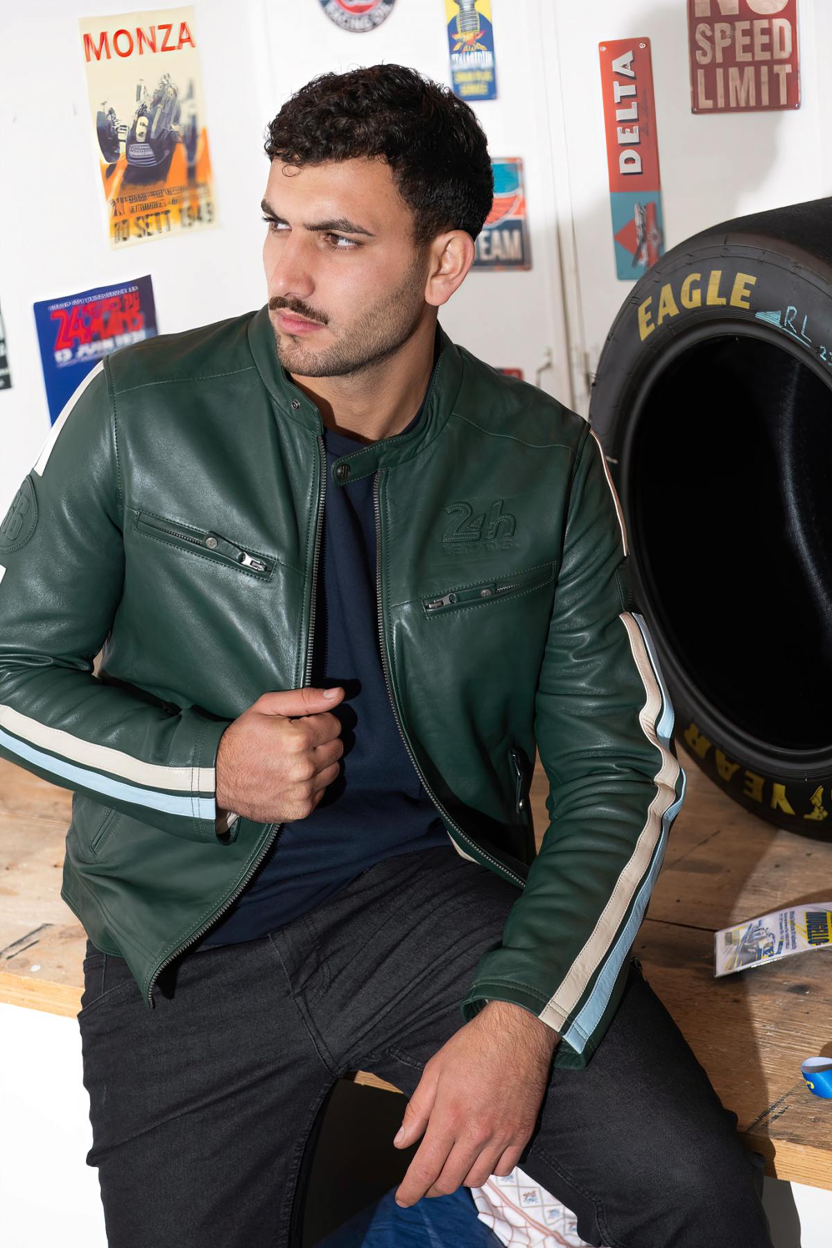 24H Le Mans sheep leather jacket in moss green. A racing legend. - Image n°2
