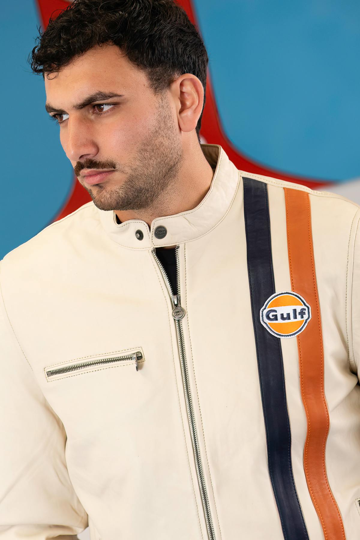 Sporty light beige cotton jacket with Gulf's signature racing stripes. - Image n°5