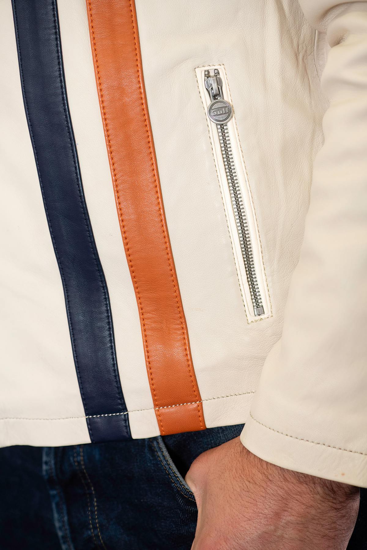 Sporty light beige cotton jacket with Gulf's signature racing stripes. - Image n°7