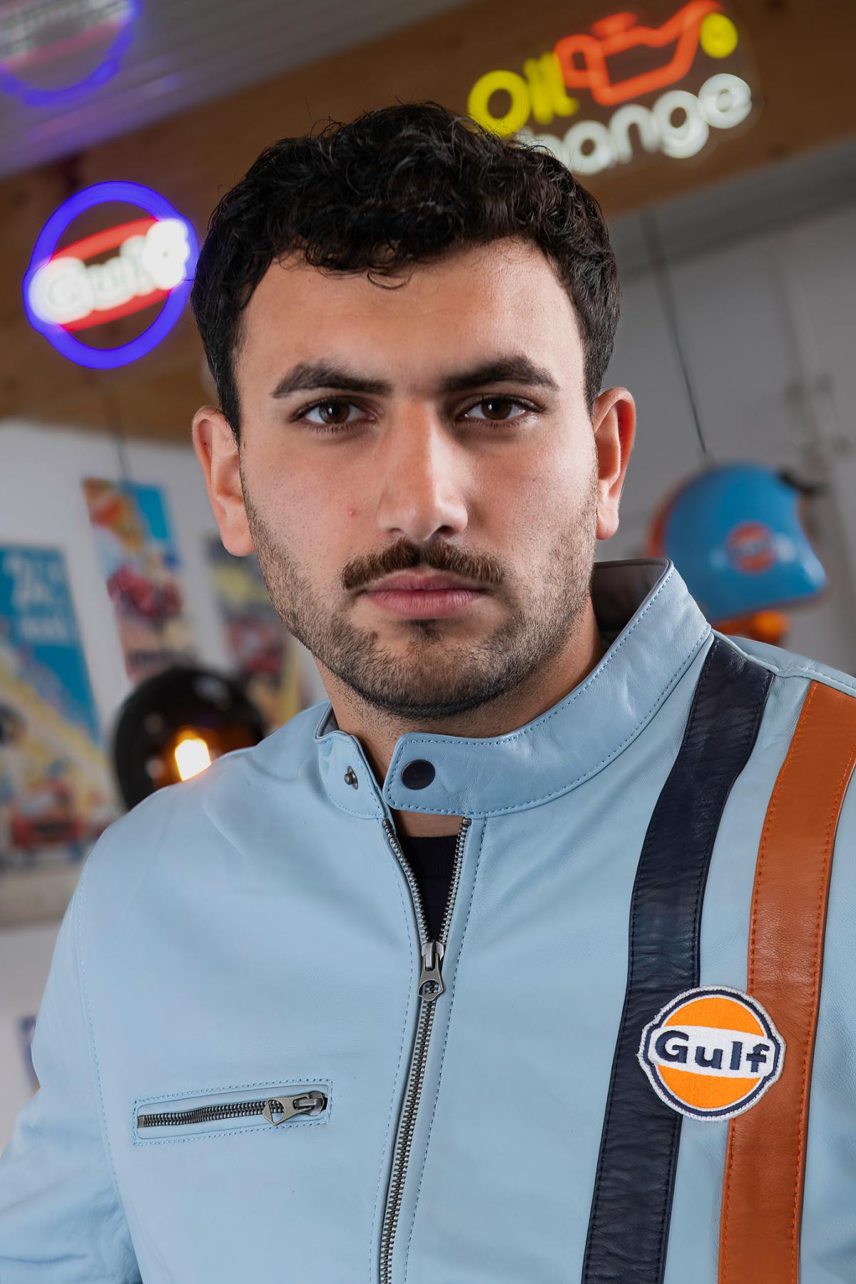 Light blue lambskin jacket with vintage biker style and regular fit. - Image n°5
