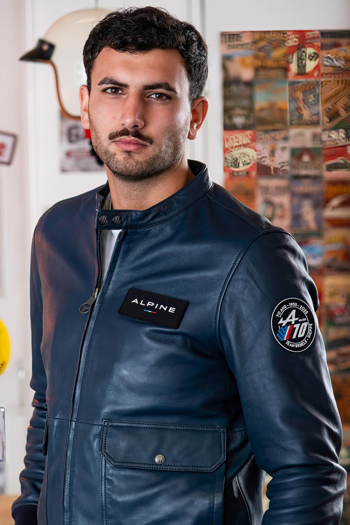 Sheepskin leather jacket in royal blue, biker collar, all-season fit. - Image n°1