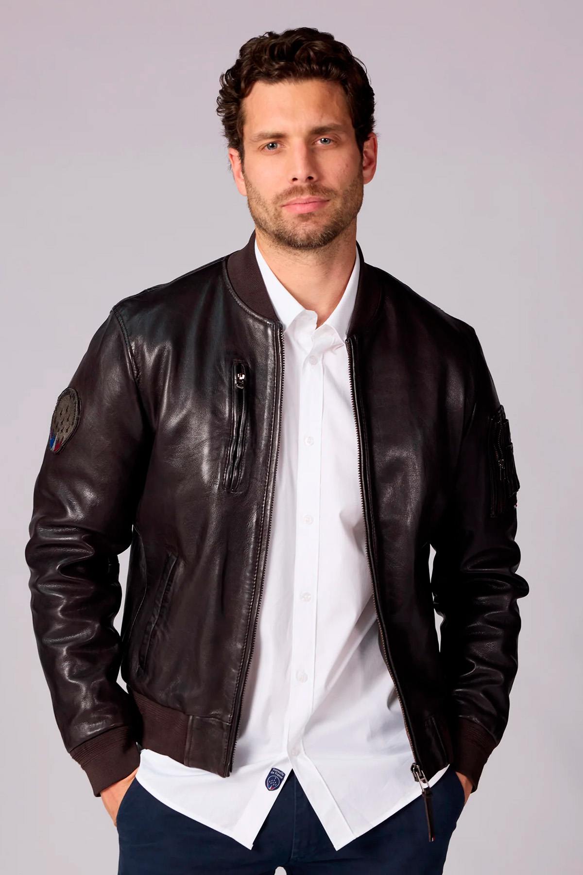 Slim brown lambskin jacket with teddy collar and PAF badge. - Image n°4