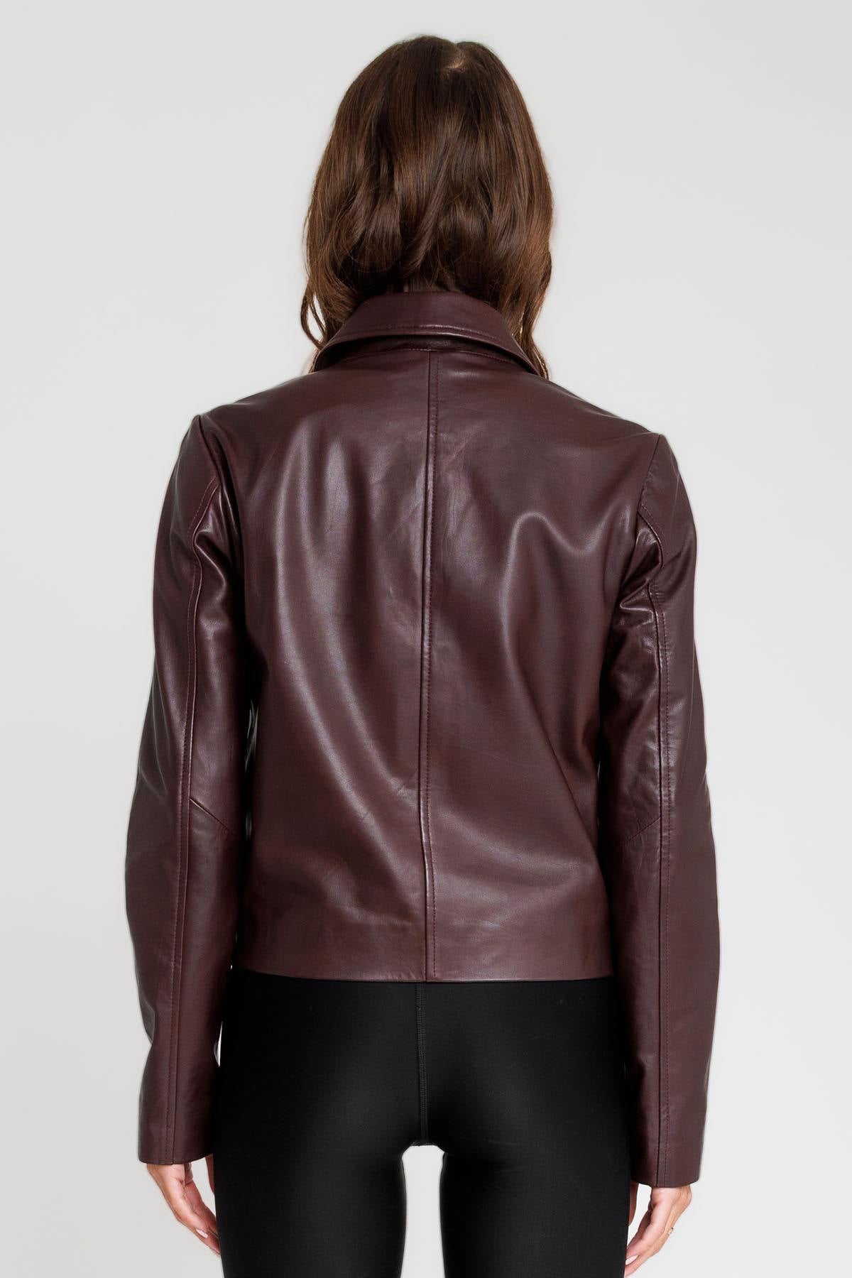 Burgundy leather jacket with shirt collar and button closure - Image n°2
