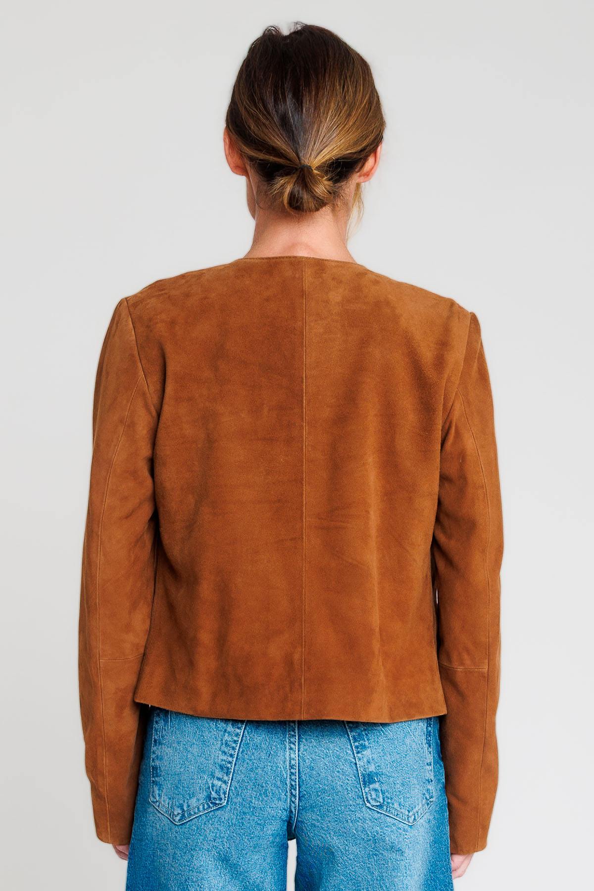Tobacco-colored collarless suede leather jacket - Image n°3