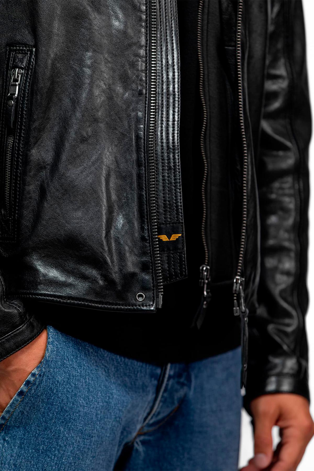 Black hooded biker jacket with shoulder stitching - Image n°5