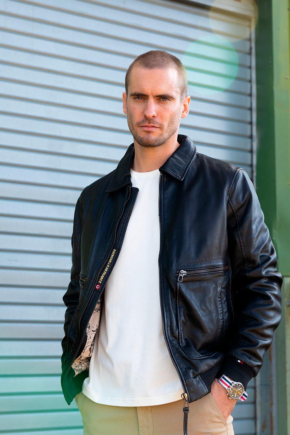 Black PAF leather bomber jacket with shirt collar - Image n°1