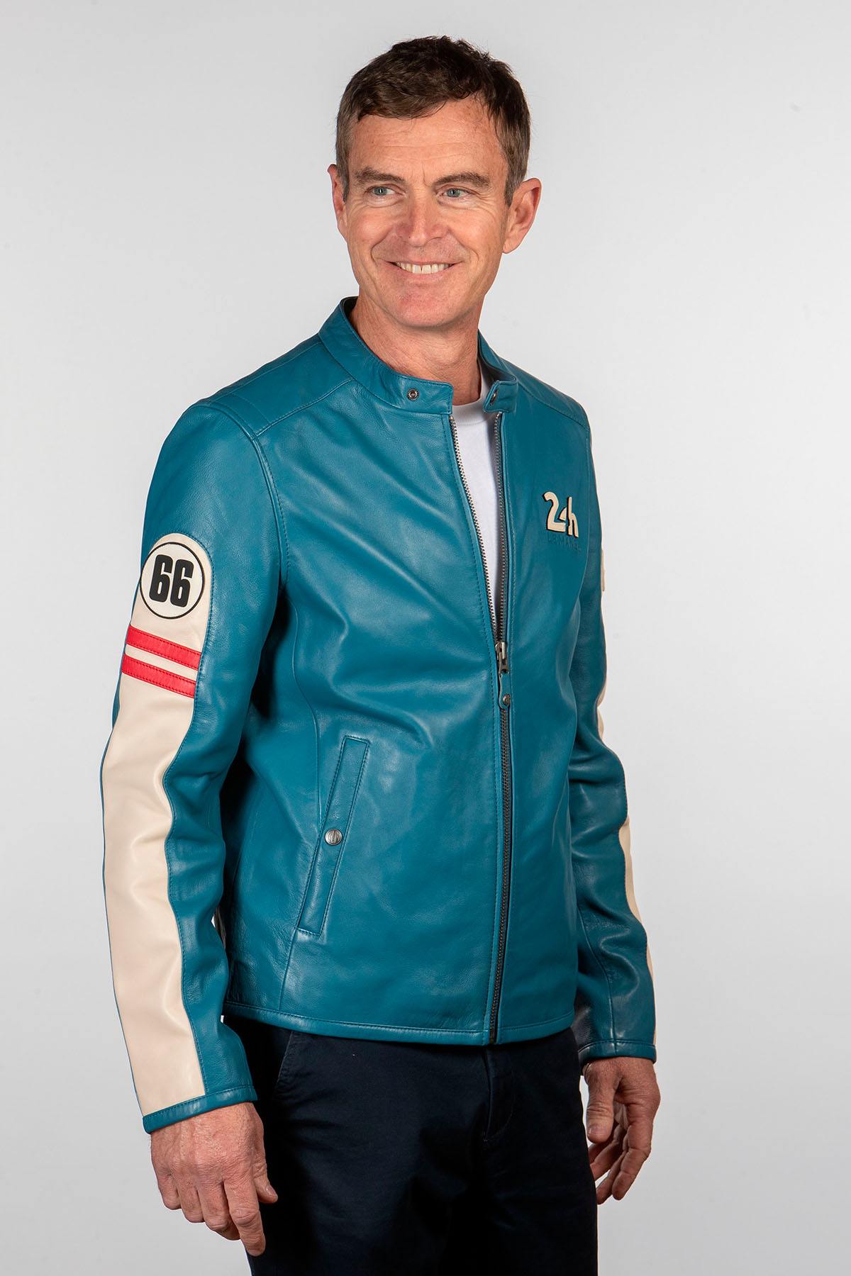 Sheep leather jacket in mallard blue. Le Mans-inspired, sporty style. - Image n°5