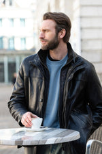 Timeless black sheepskin jacket with zip pockets and collar. - Image n°6