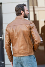 Thick, glossy oxblood buffalo leather jacket with a retro collar. - Image n°2