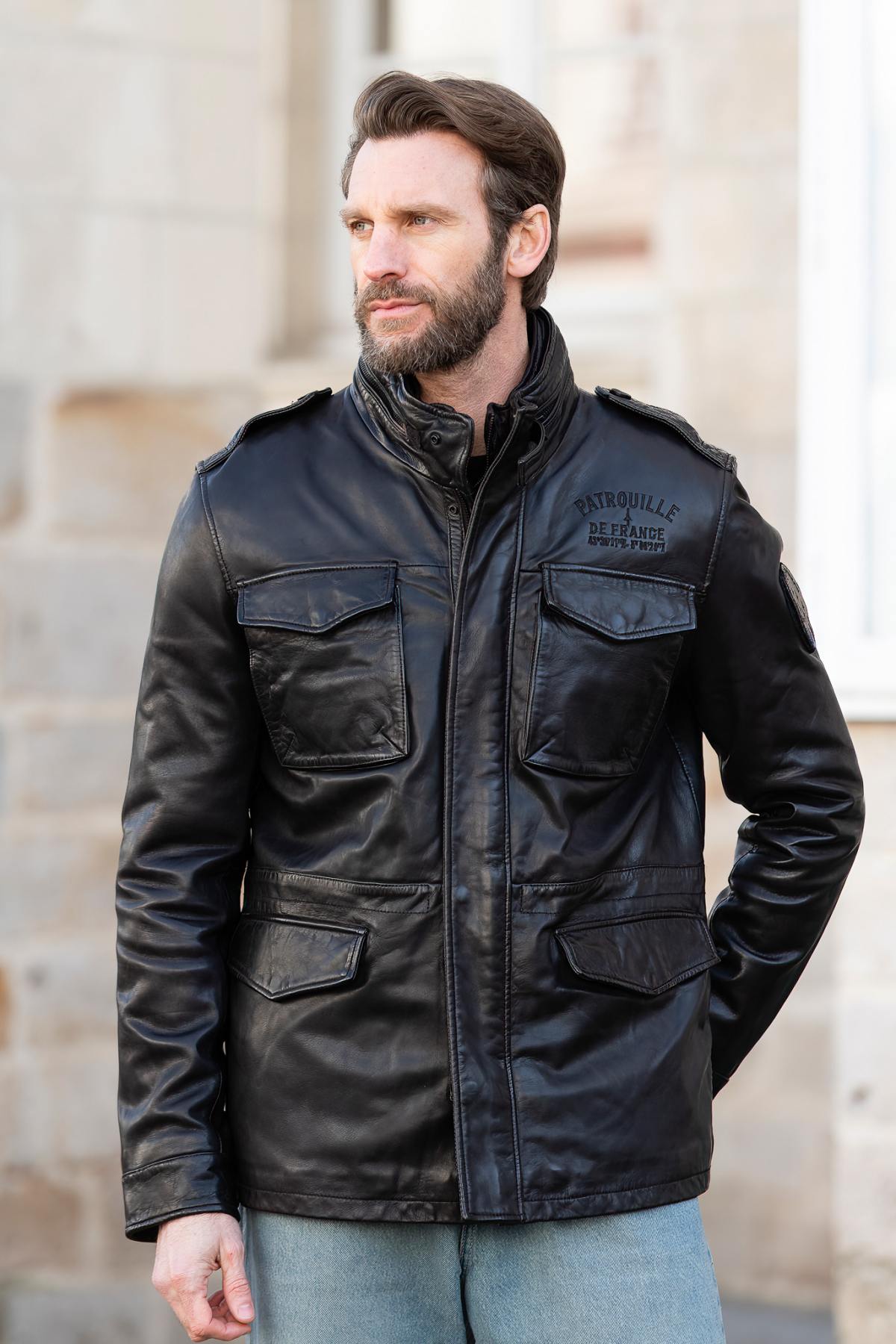 Brown multi-pocket leather jacket of the Patrouille de France - Image n°7