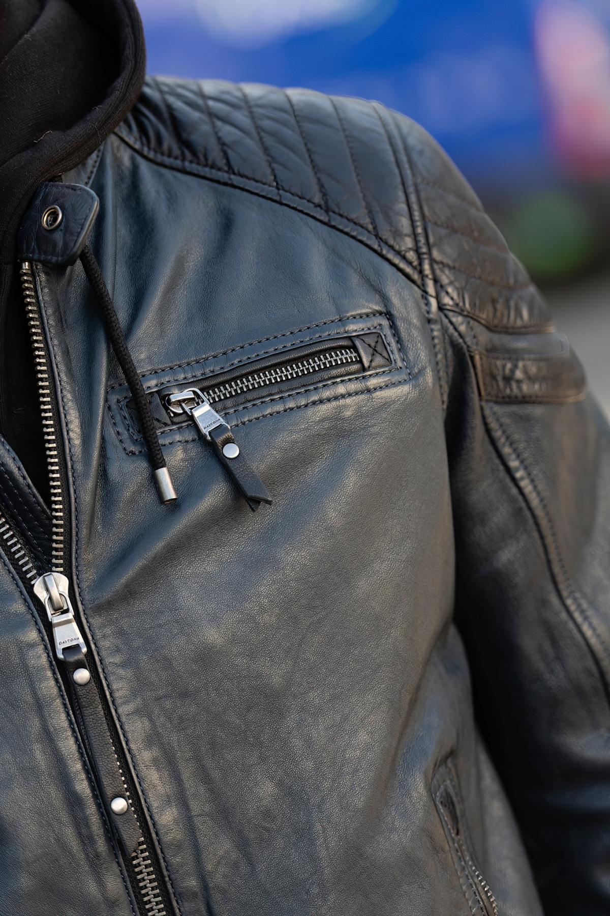 Navy blue lambskin jacket with removable hood and biker collar. - Image n°7
