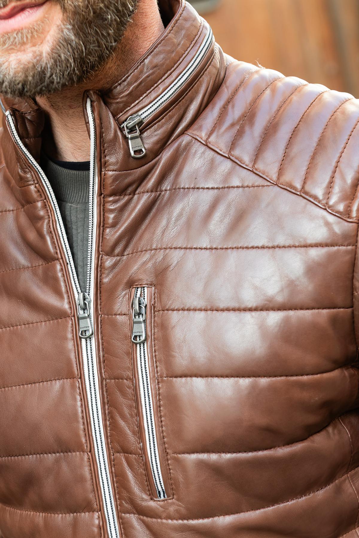 Puffer jacket without a hood, in bison-colored leather - Image n°3