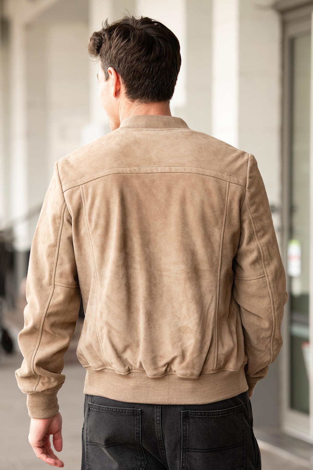 Schott LC300: dark beige suede goat leather, timeless teddy style. - Image n°4