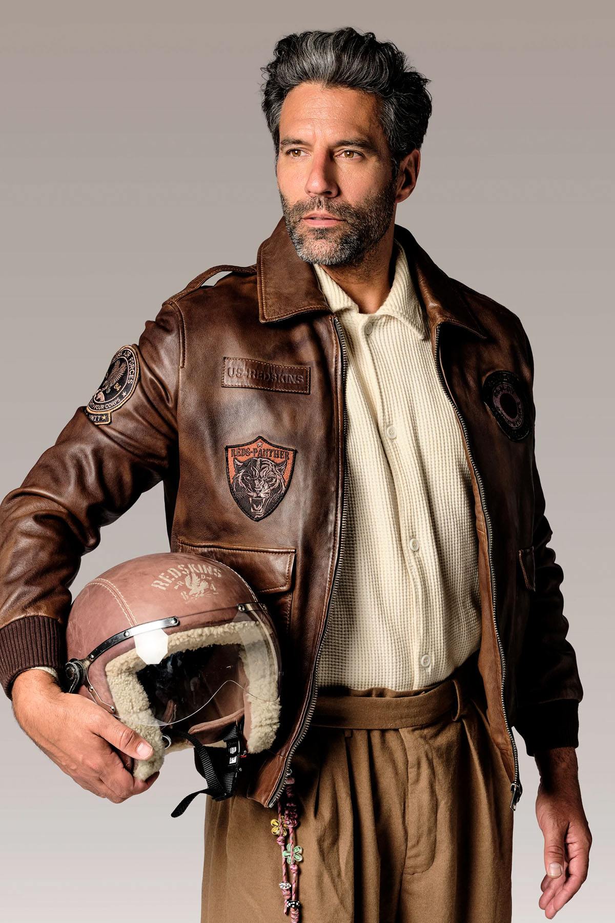 Vintage-style patched leather aviator jacket - Image n°1