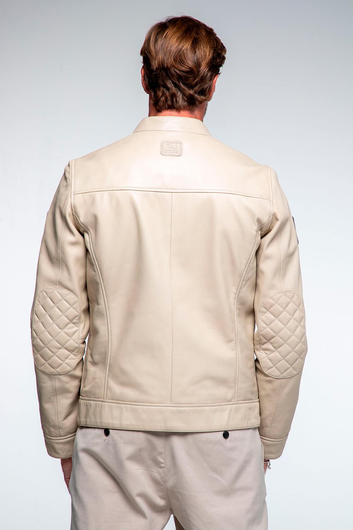 Ecru sheepskin jacket: Le Mans legacy in a refined, timeless design. - Image n°3