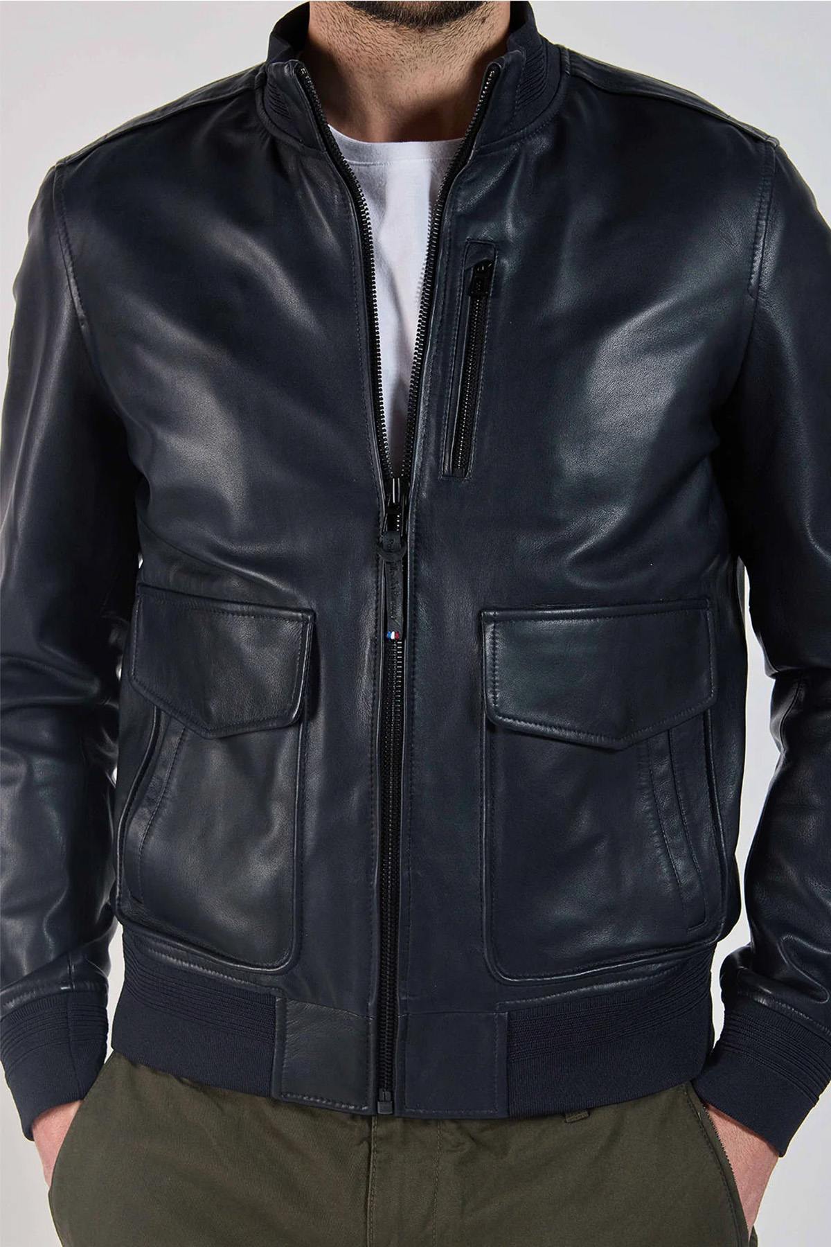 A navy lambskin jacket, waterproof and inspired by aeronautics. - Image n°4