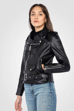 A slim women's Perfecto® in naked cowhide, crafted by Schott NYC. - Image n°3