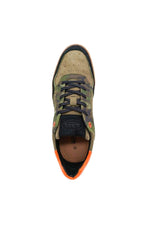 Camouflage and orange leather sneakers - Image n°2
