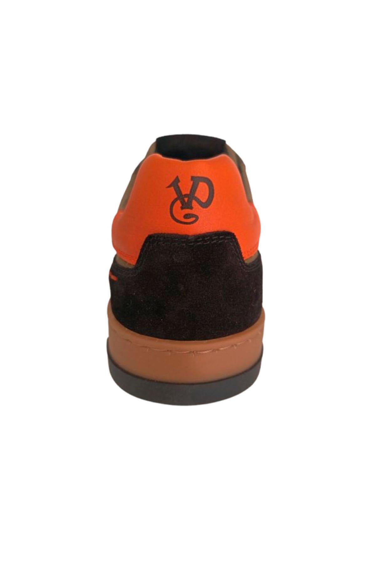 Camouflage and orange leather sneakers - Image n°3