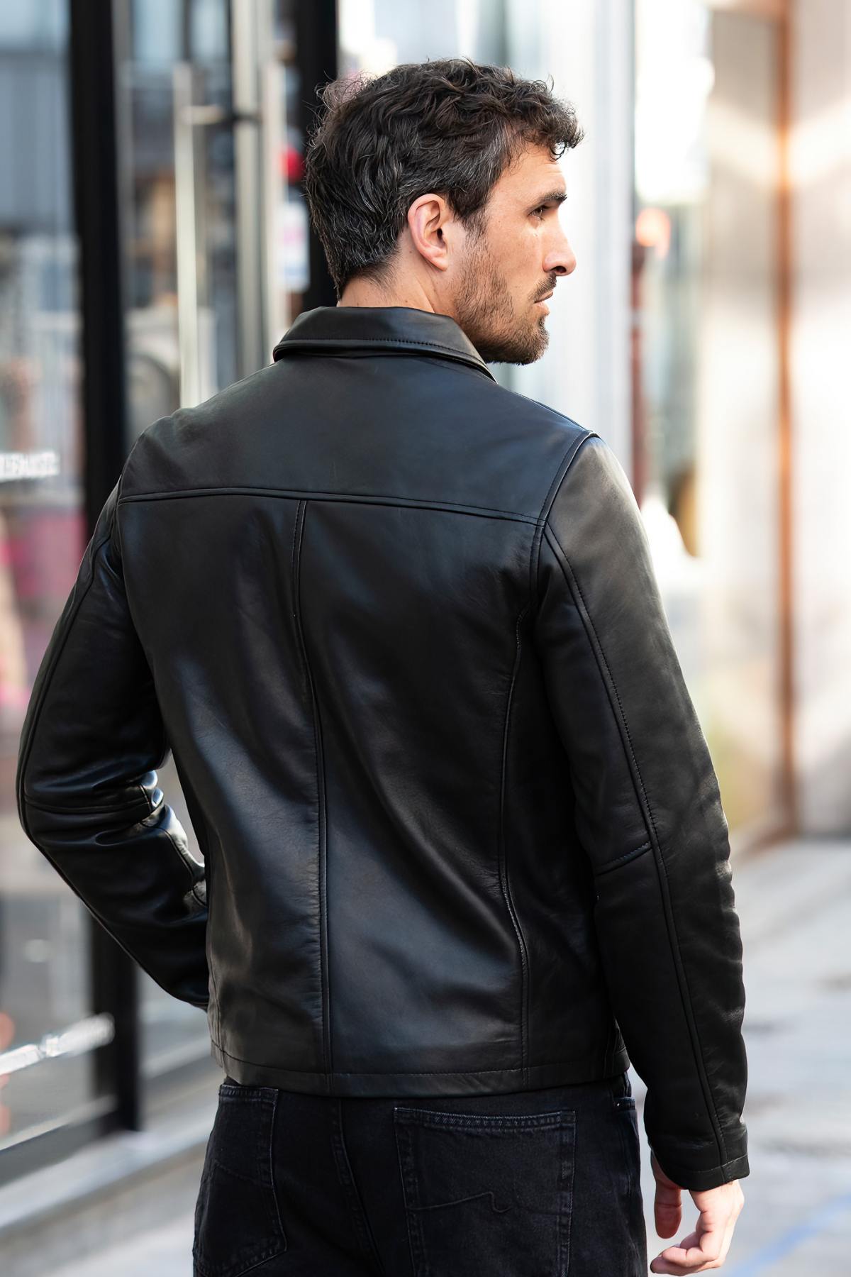 Black simple shirt-collar leather jacket - Image n°3