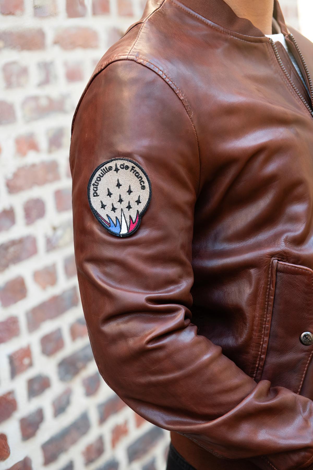Vintage-style brown leather bomber jacket, Patrouille de France - Image n°4
