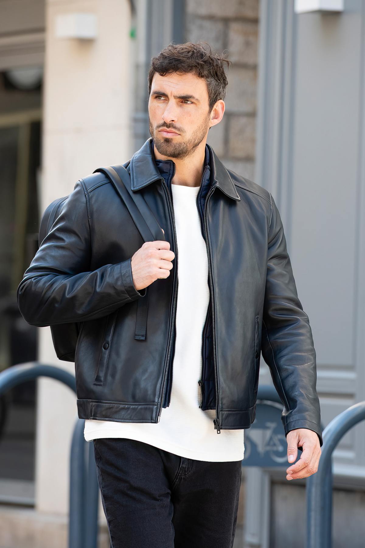 Navy blue leather jacket with a clean, shirt-collar design and removable facing - Image n°2