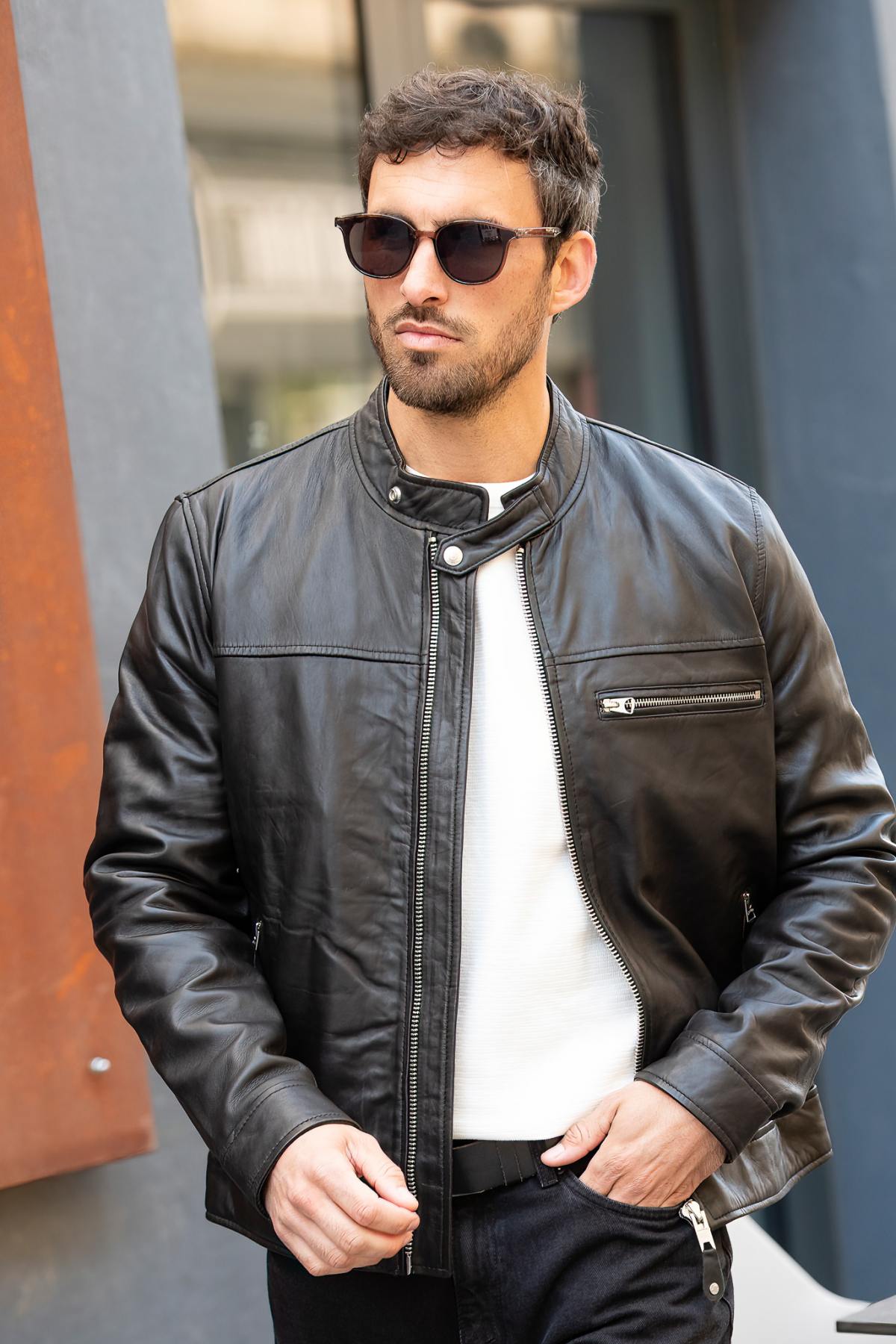 Schott's LCAIDAN BLACK: a lambskin biker jacket with minimalist lines. - Image n°10
