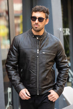 Schott's LCAIDAN BLACK: a lambskin biker jacket with minimalist lines. - Image n°3