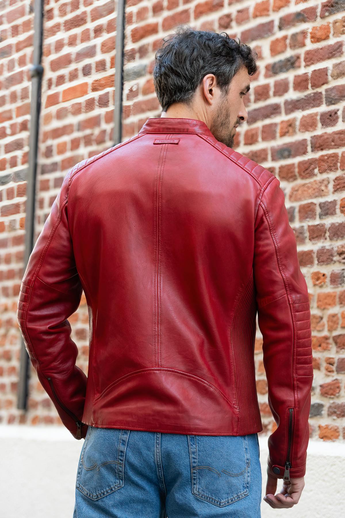 Red biker-collar leather jacket - Image n°2