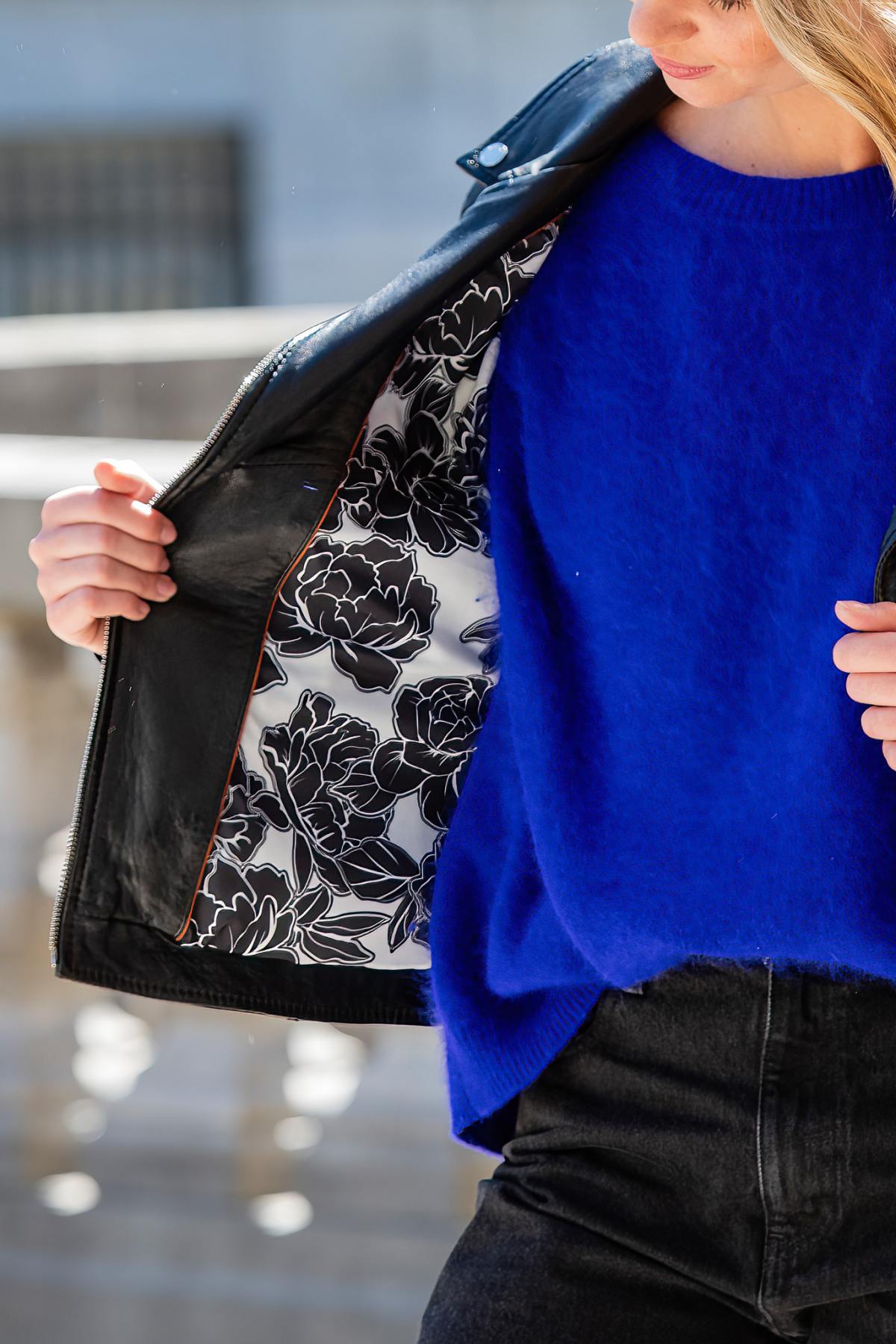 Black leather biker jacket with printed lining - Image n°5