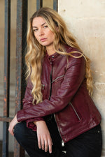 Women's dark pink leather biker-collar jacket - Image n°2