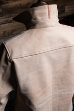 Master jacket in a faded beige-cognac finish - Image n°11