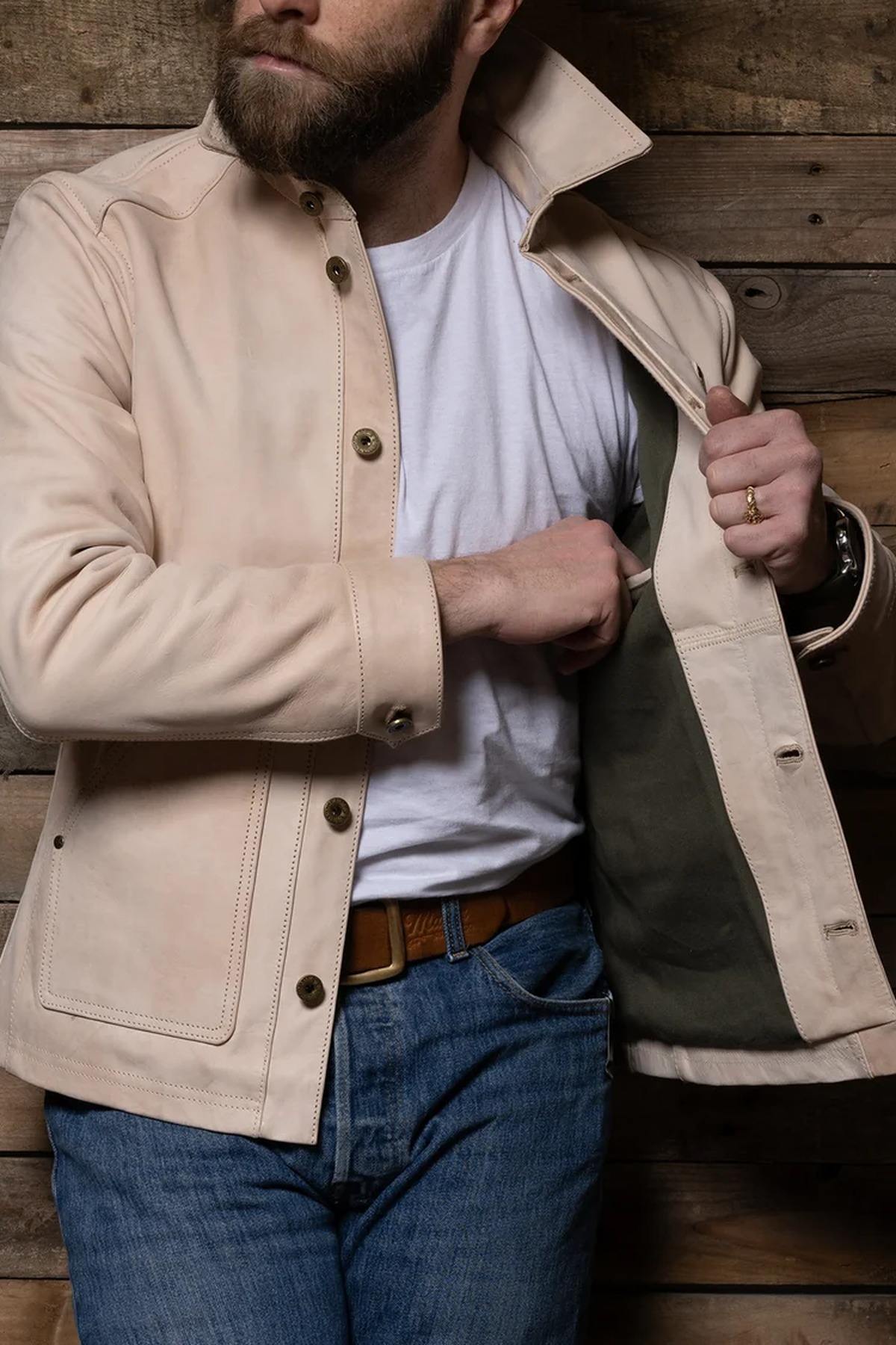 Master jacket in a faded beige-cognac finish - Image n°5