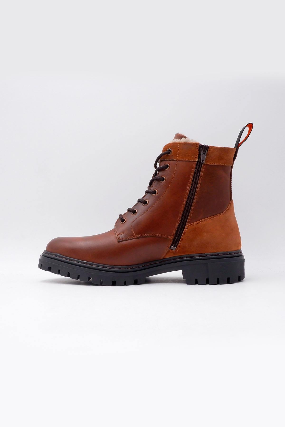 Brown leather boots with paneling - Image n°2