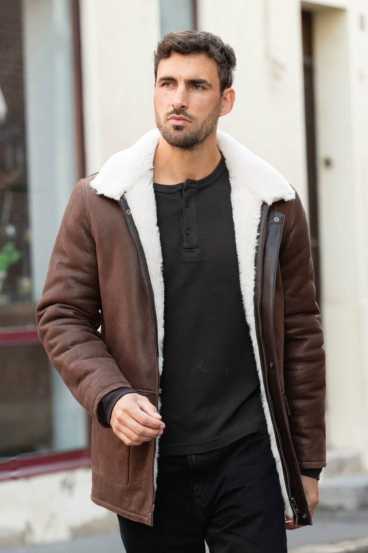 Warm brown shearling leather coat - Image n°1