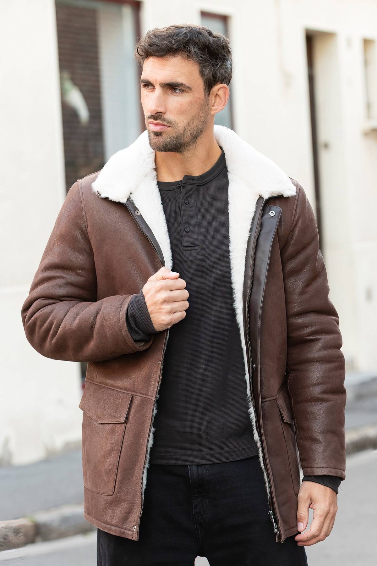 Warm brown shearling leather coat - Image n°6