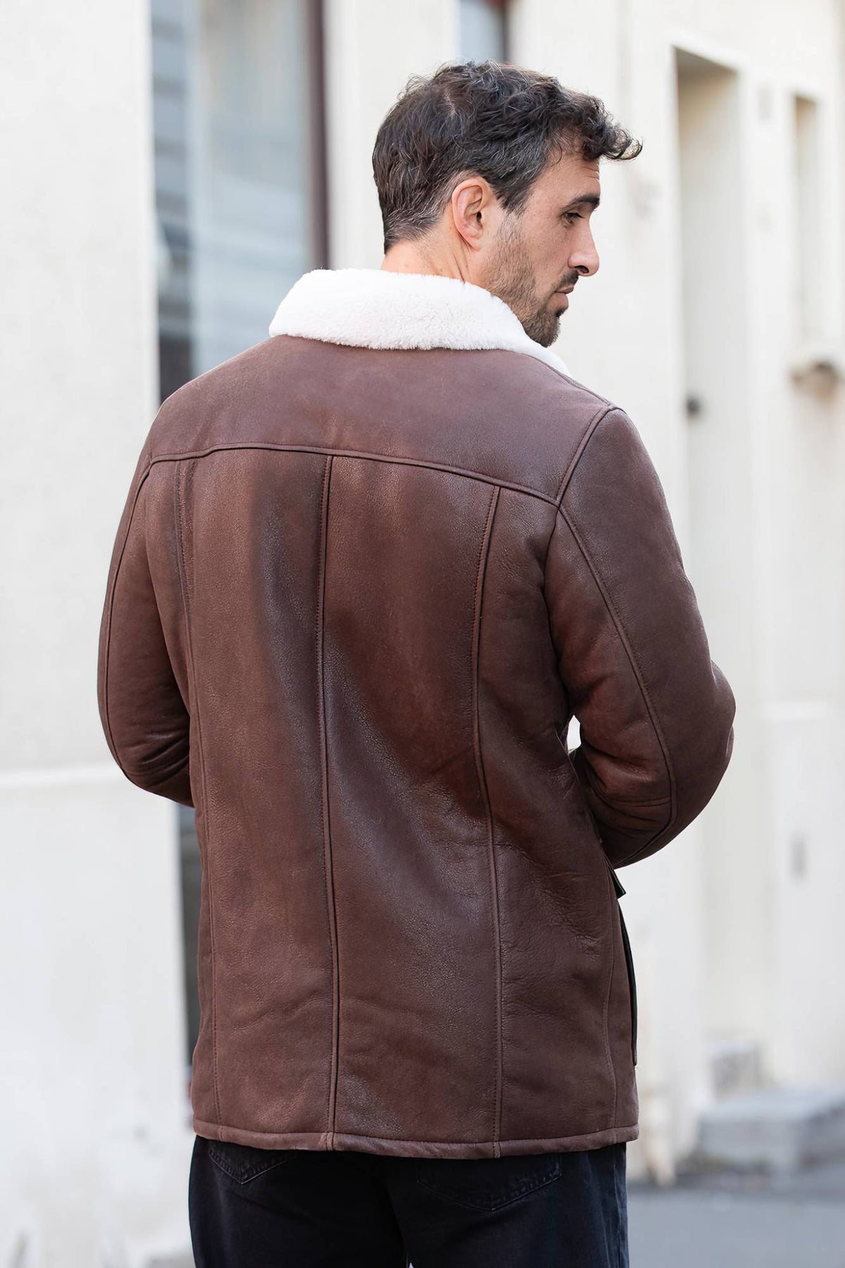 Warm brown shearling leather coat - Image n°3